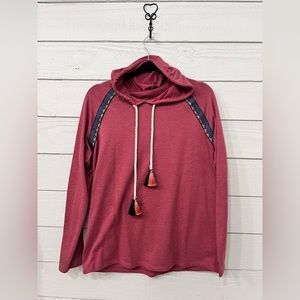 Hooded long sleeve shirt.